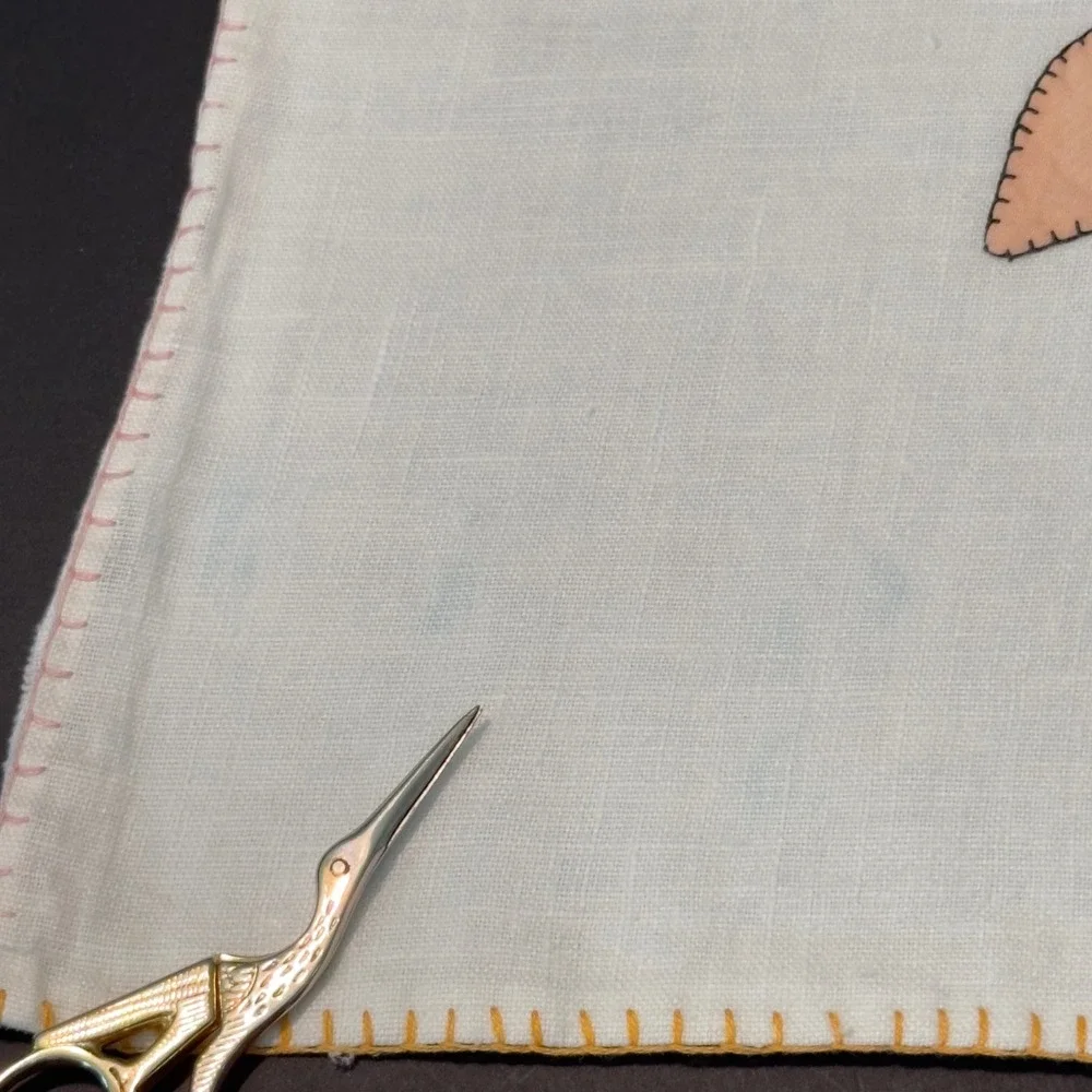 Vintage Tablecloth 30x30 & Napkin Set White Pastel Applique Floral Linen 5pc Set